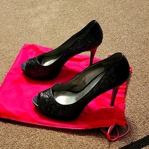 Shoes Black - peep toe Brand: Guess